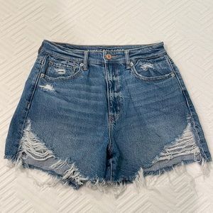 American Eagle Highest Rise Mom Shorts size 6